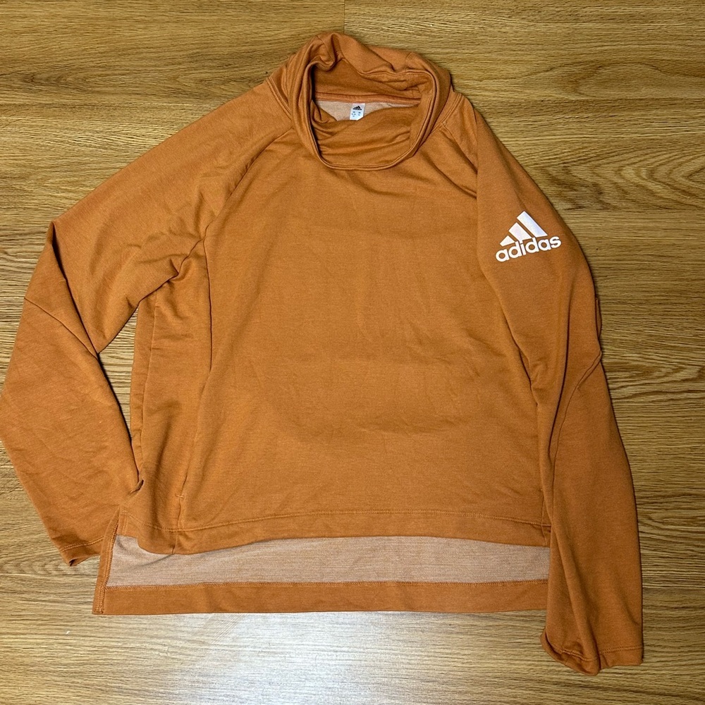 Adidas Sweatshirt